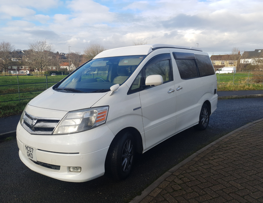 Toyota Alphard Hybrid