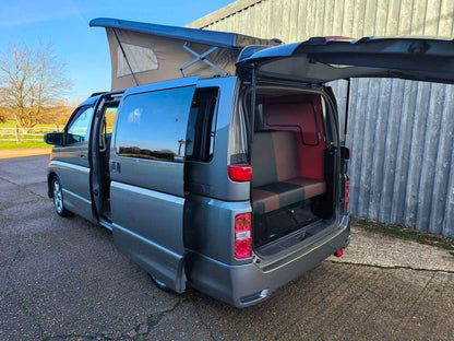 Nissan Elgrand Highway Star